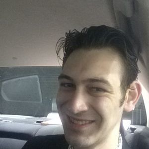 Meet your Posher, Zachary